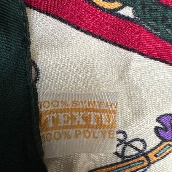 Celtic Design Square Scarf 100% Polyester Green/White inspired by book of Kells - Picture 3 of 9